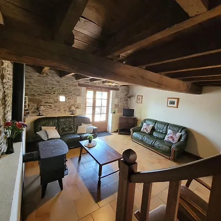Authentic, Spacious For 10 *