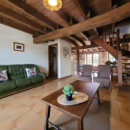 Authentic, Spacious For 10 Vakantiehuis