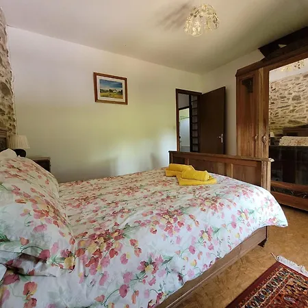Authentic, Spacious For 10 Vakantiehuis