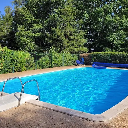 Authentic, Spacious For 10 * Saint-Saud-Lacoussière