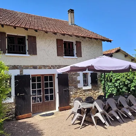 Vakantiehuis Authentic, Spacious For 10 *